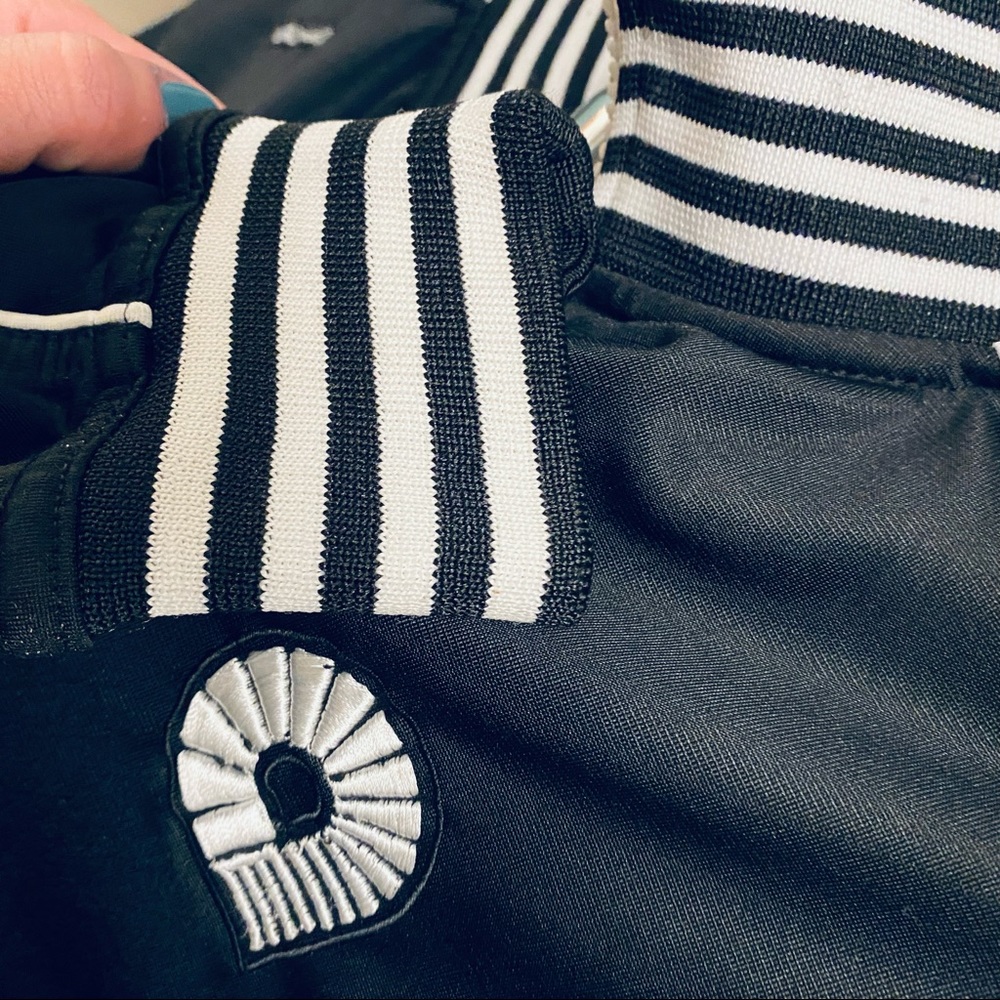 Akademiks Jeanius Level Products full-zip jacket - Picture 11 of 16